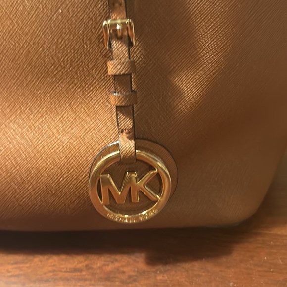 Michael Kors Brown Leather Shoulder Bag - Picture 3 of 7